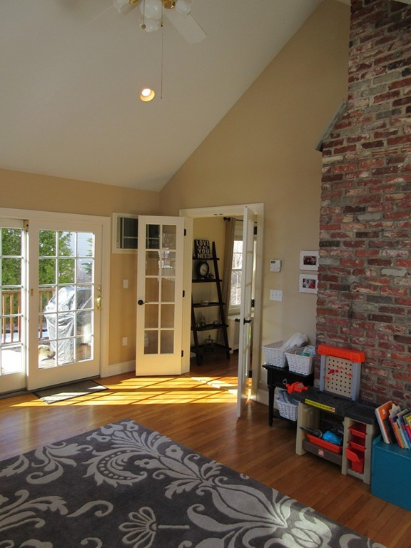 1 Rustic Road Stoneham, MA 02180 - Photo 7 of 13 Gallery Image 7