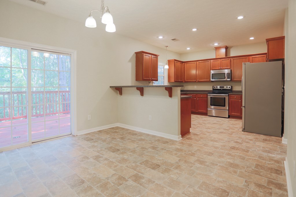 5187 Freedom Ridge Court Columbus, GA 31907 - Photo 6 of 24 Gallery Image 6