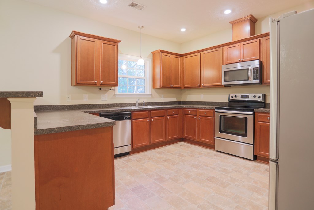 5187 Freedom Ridge Court Columbus, GA 31907 - Photo 7 of 24 Gallery Image 7