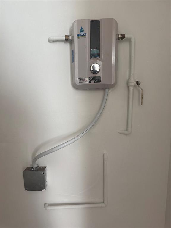 7325 Southwest 22nd Street, Unit A Miami, FL 33155 - Photo 2 of 22