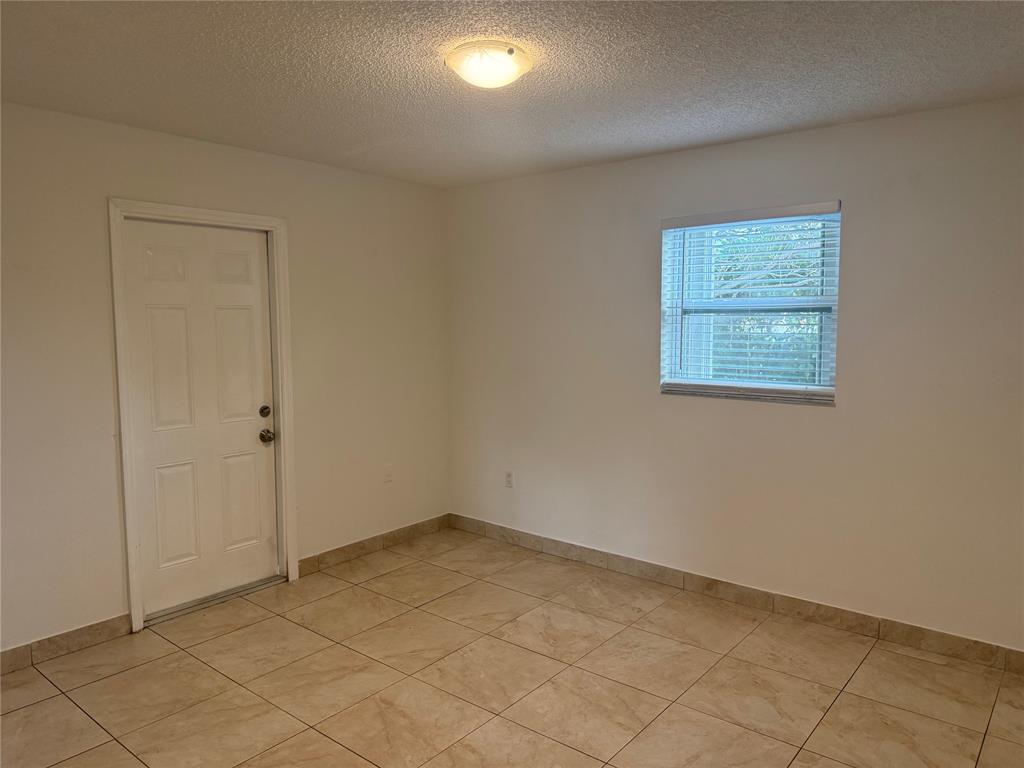 7325 Southwest 22nd Street, Unit A Miami, FL 33155 - Photo 8 of 22