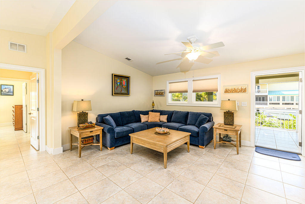 28547 Peg Leg Road Summerland Key, FL 33042 - Photo 9 of 49 28547PegLegRd-18-Edit