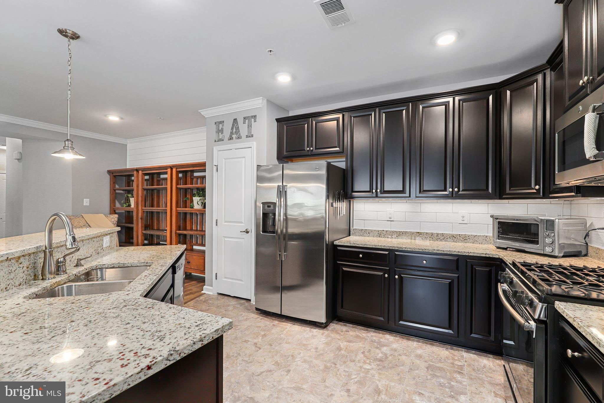 4839 Hiteshow Drive, Unit 204 Frederick, MD 21703 - Photo 4 of 22