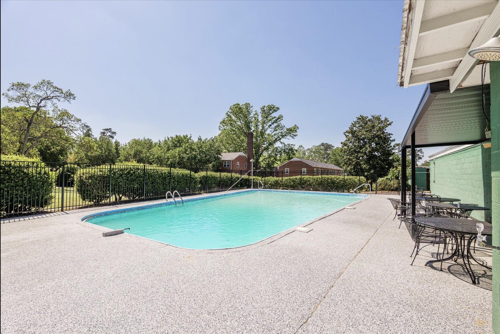 501 Milledge Road, Unit 18B Augusta, GA 30904 - Photo 24 of 25 Pool
