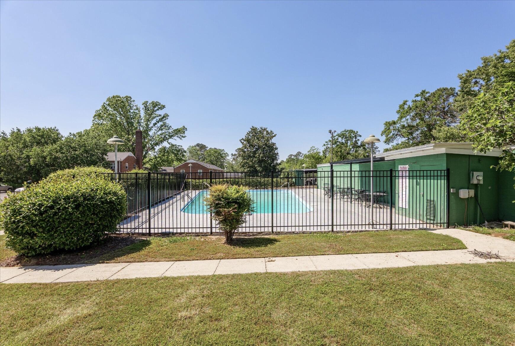 501 Milledge Road, Unit 18B Augusta, GA 30904 - Photo 25 of 25 Pool