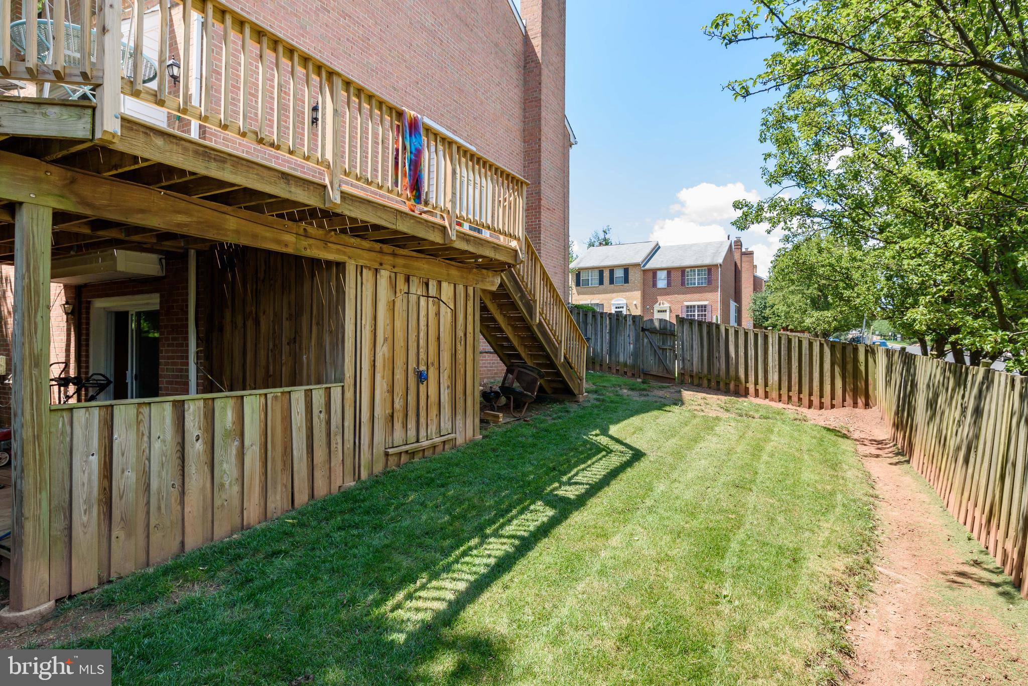 201 Beacon Drive Sterling, VA 20164 - Photo 31 of 32