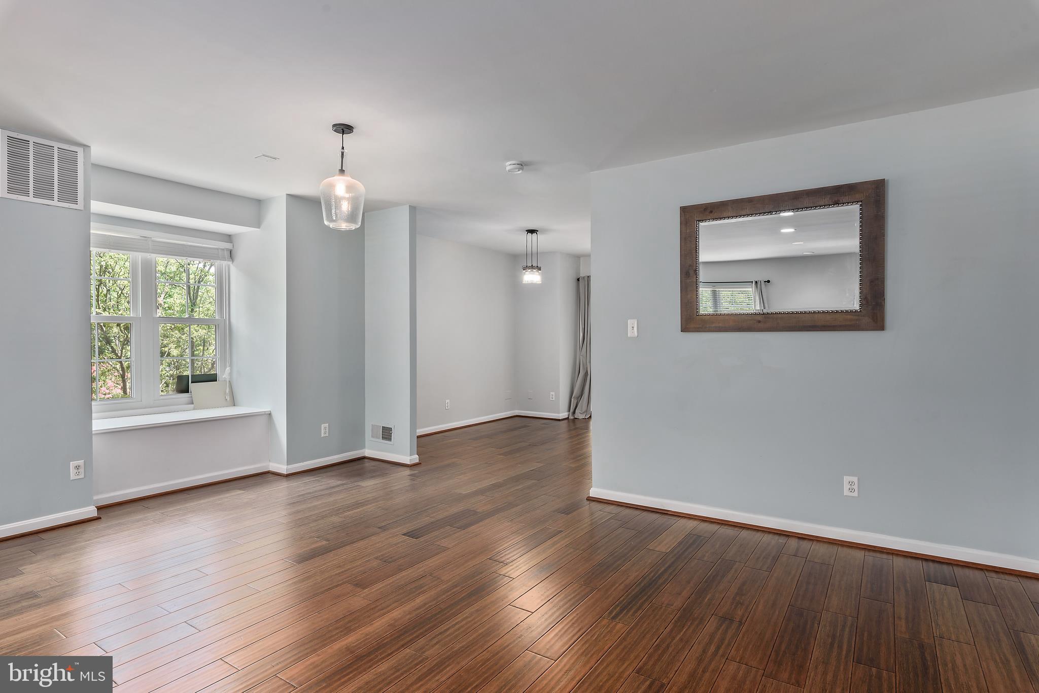 201 Beacon Drive Sterling, VA 20164 - Photo 8 of 32