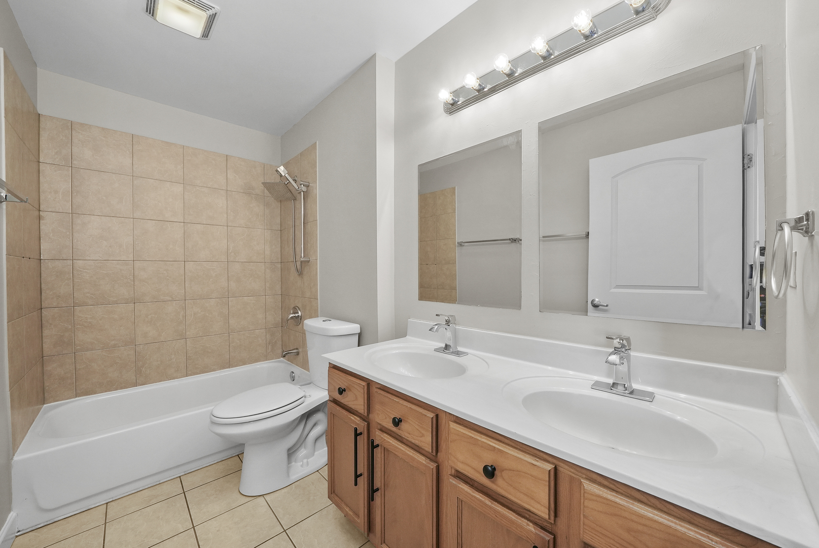 3423 Ridgeland Avenue, Unit 203 Berwyn, IL 60402 - Photo 19 of 22