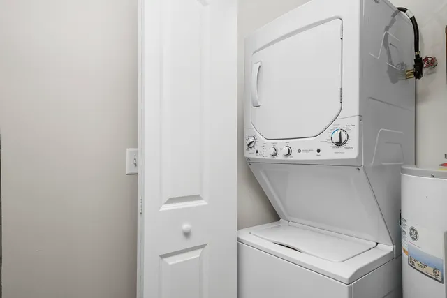 $1,795 | 3423 Ridgeland Avenue, Unit 203, Berwyn, IL 60402