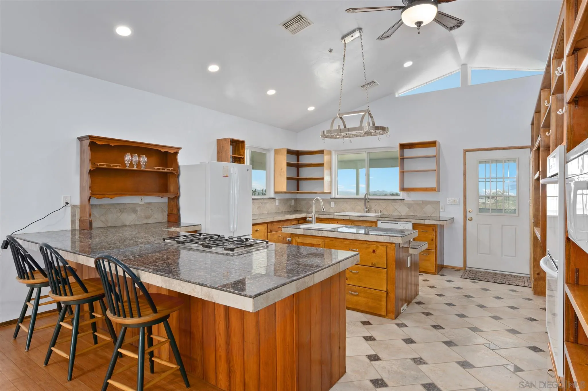 9845 West Lilac Road Escondido, CA 92026 - Photo 31 of 53 Gallery Image 31