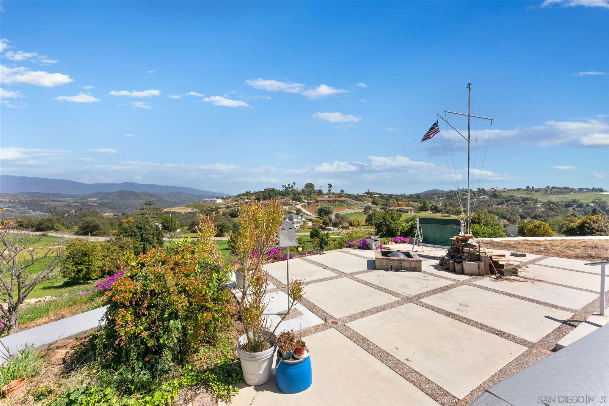 9845 West Lilac Road Escondido, CA 92026 - Photo 42 of 53 Gallery Image 42