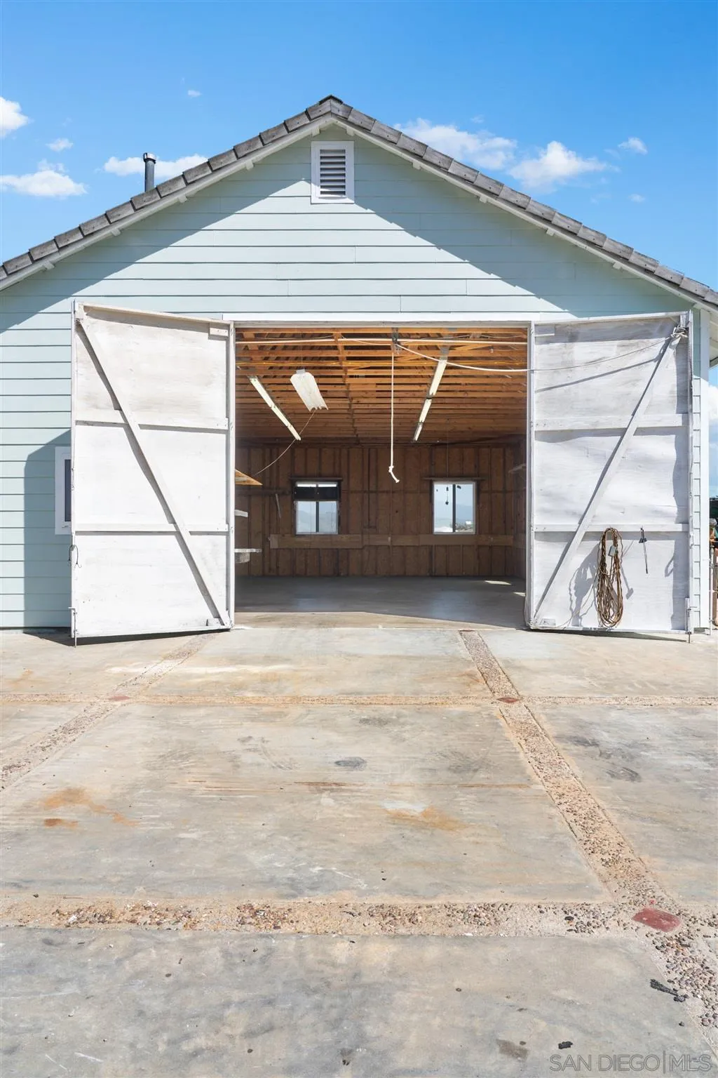 9845 West Lilac Road Escondido, CA 92026 - Photo 46 of 53 Gallery Image 46