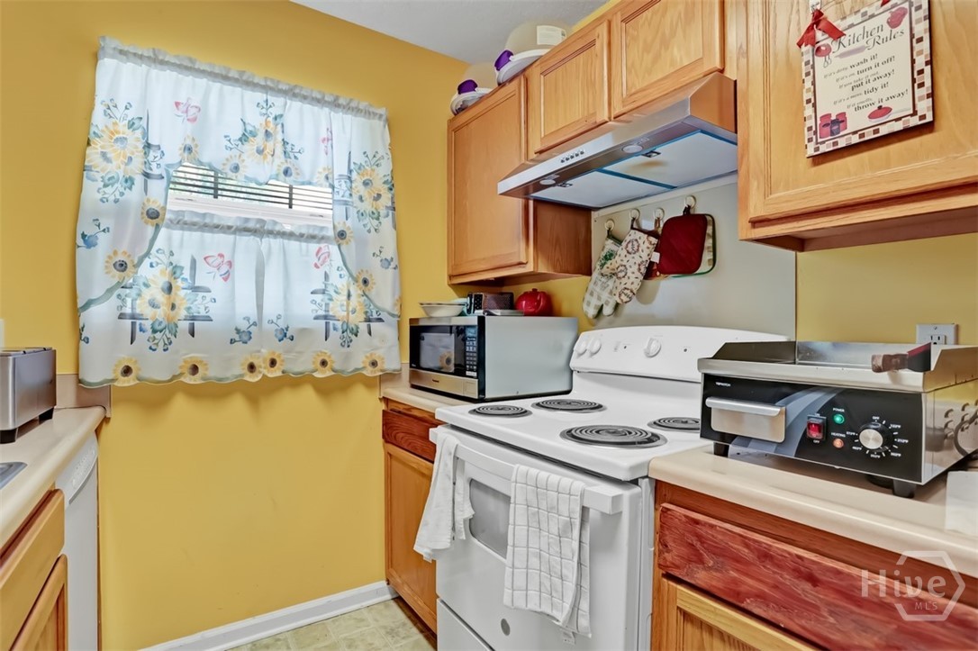 7221 Garfield Street Savannah, GA 31406 - Photo 13 of 32