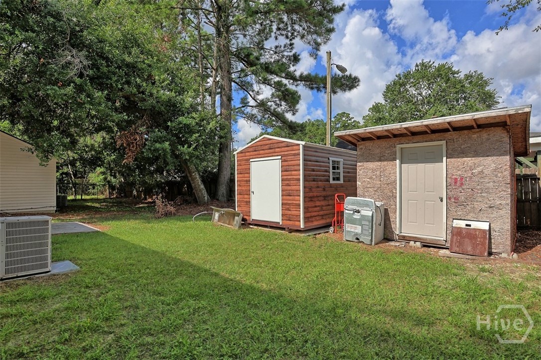 7221 Garfield Street Savannah, GA 31406 - Photo 28 of 32
