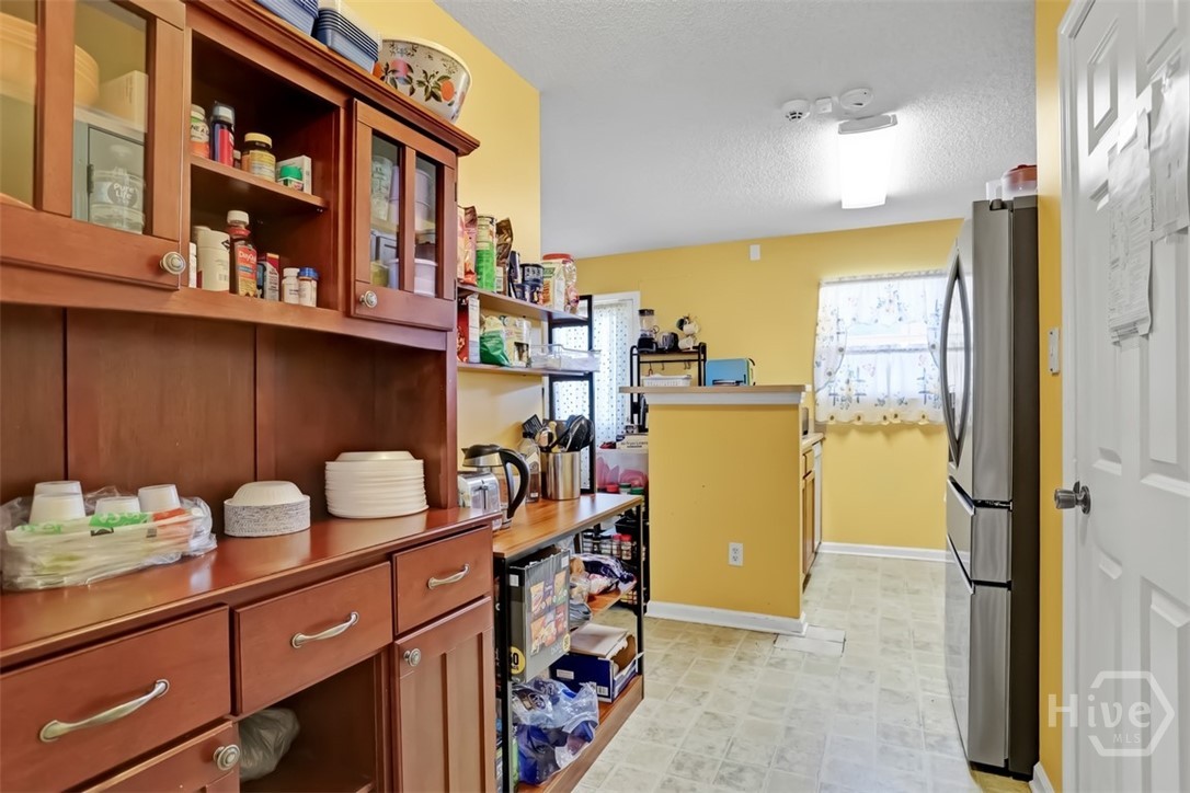 7221 Garfield Street Savannah, GA 31406 - Photo 8 of 32