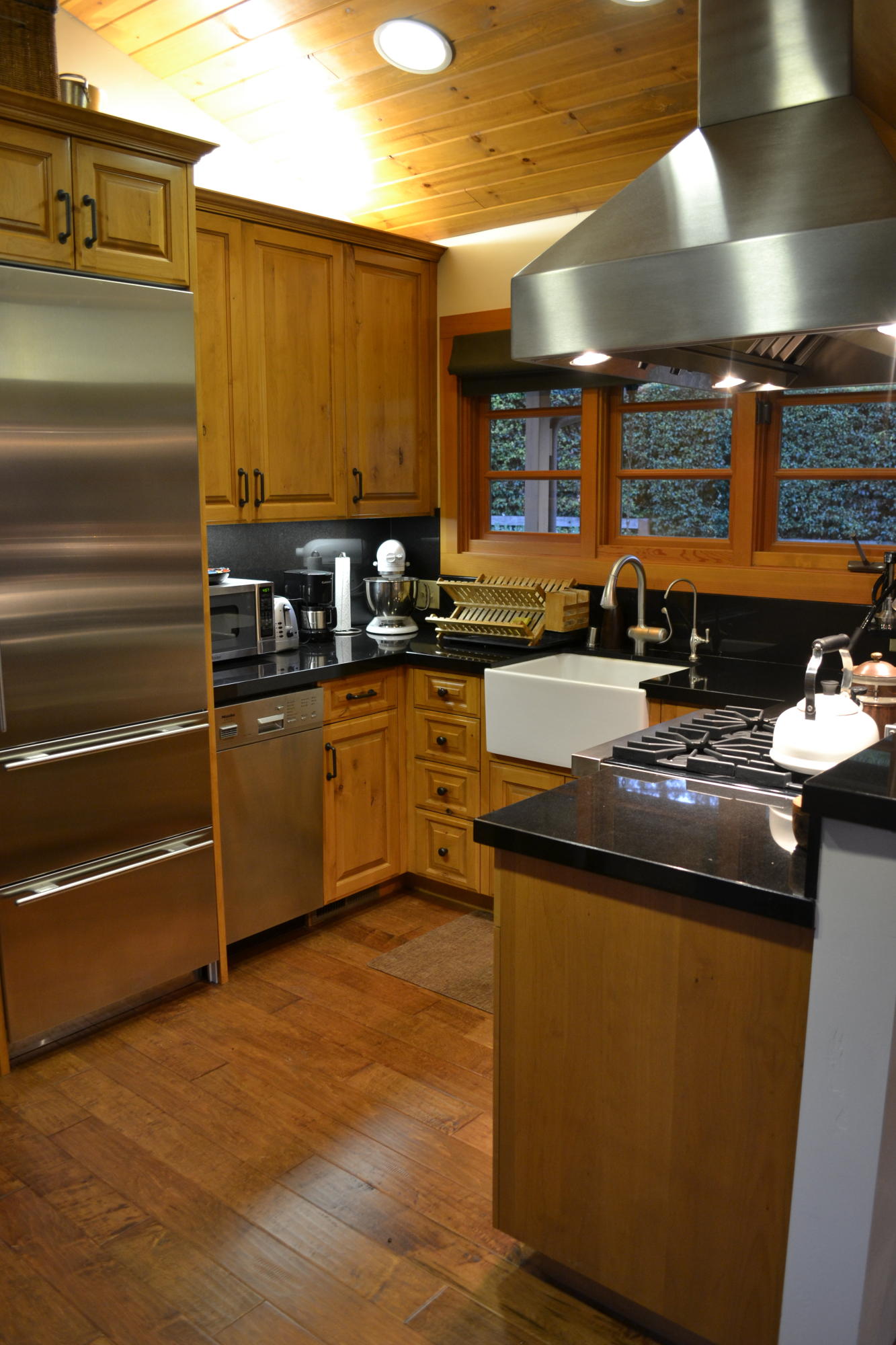1793 Sycamore Canyon Road Santa Barbara, CA 93108 - Photo 8 of 10 Gourmet kitchen - high-end appliances