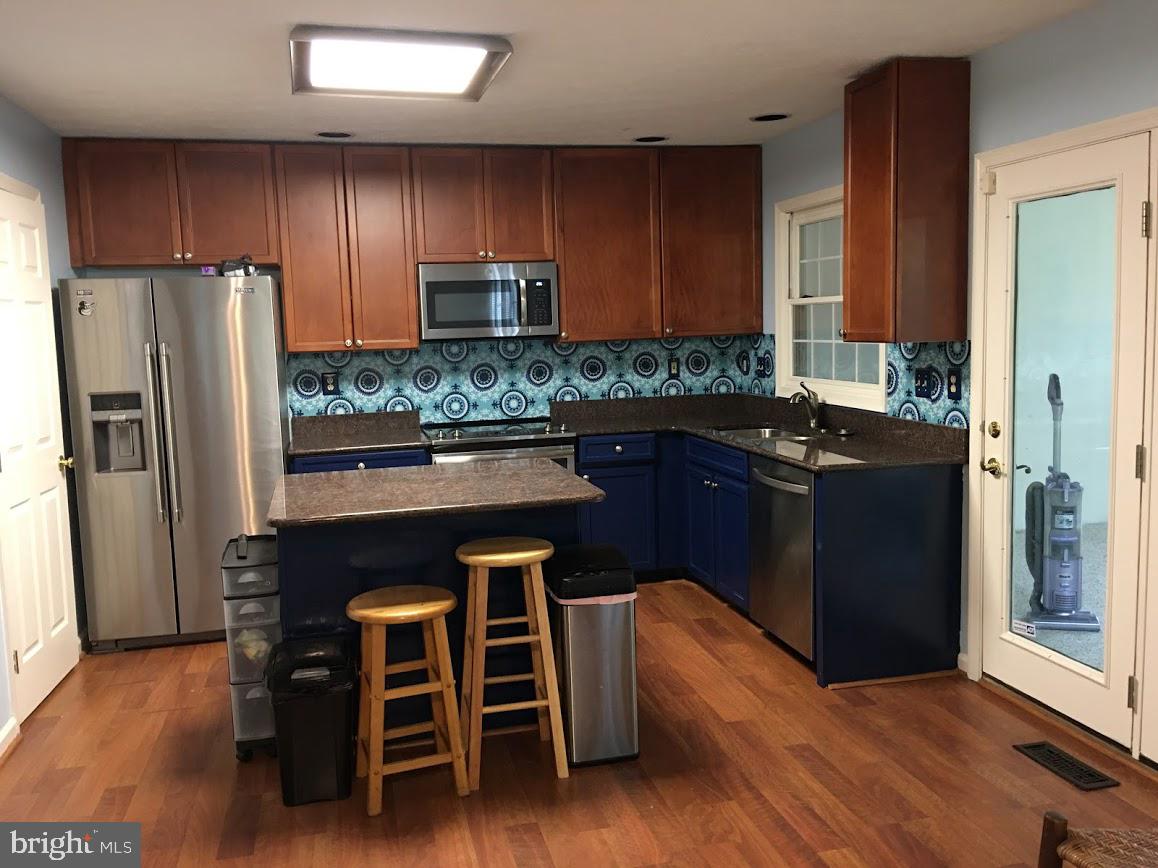 4100 Trentham Drive Baltimore, MD 21208 - Photo 34 of 38 kitchen