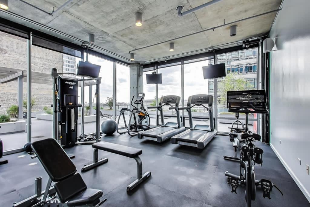 611 South Wells Street, Unit 2602 Chicago, IL 60607 - Photo 14 of 15 a view of a room with gym equipment