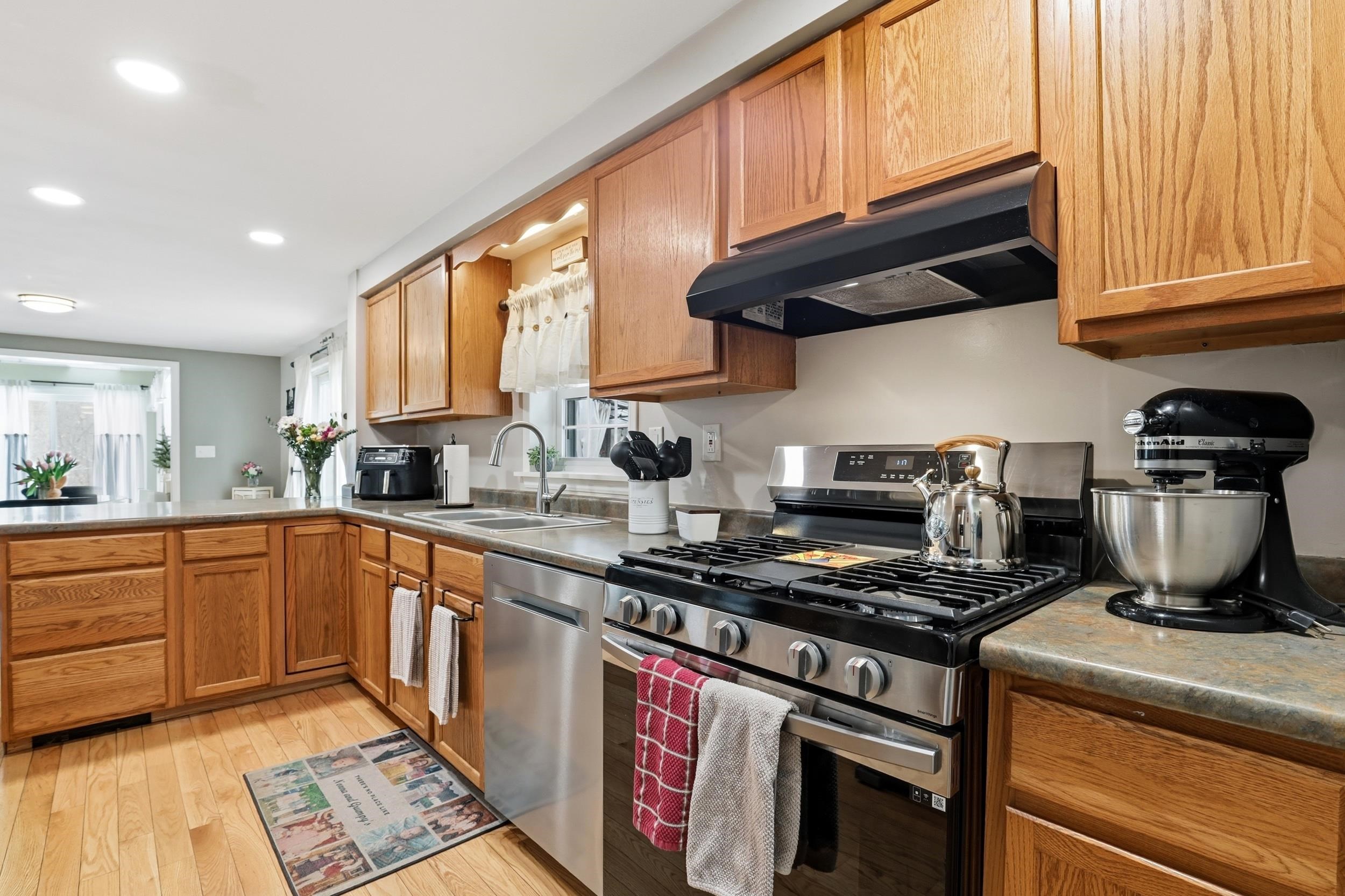 378 School Street Berwick, ME 03901 - Photo 14 of 58