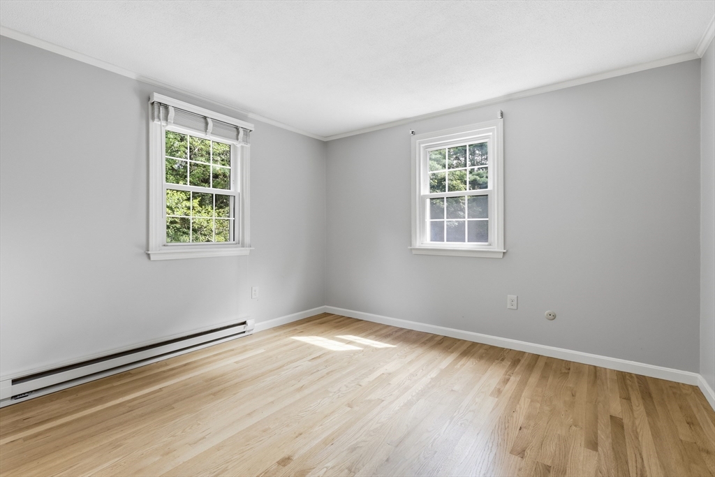 12 Hemlock Road Westford, MA 01886 - Photo 15 of 37