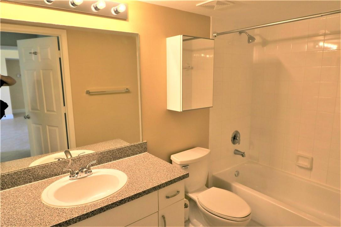 5061 Wiles Road Pompano Beach, FL 33073 - Photo 8 of 11 Photo 8