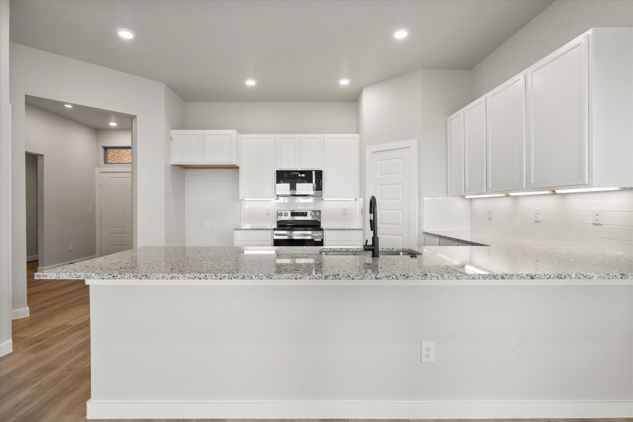 3103 140th Street Lubbock, TX 79423 - Photo 6 of 22 11-3103 140th_5485