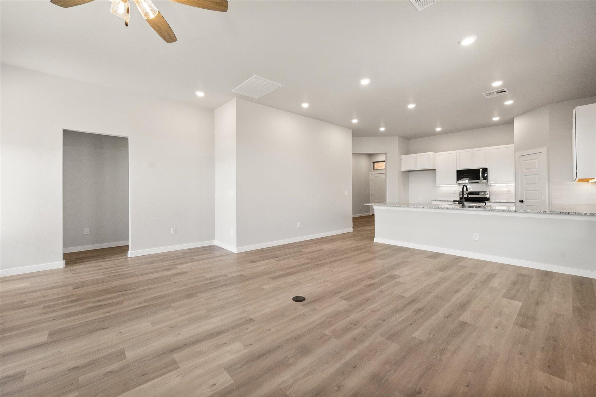 3103 140th Street Lubbock, TX 79423 - Photo 10 of 22 14-3103 140th_5500