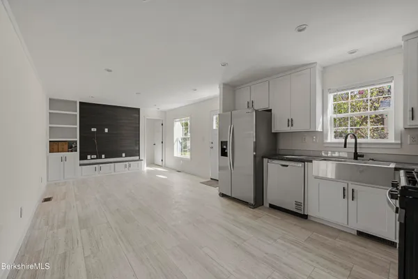 $144,000 | 8 Apache Drive, North Adams, MA 01247