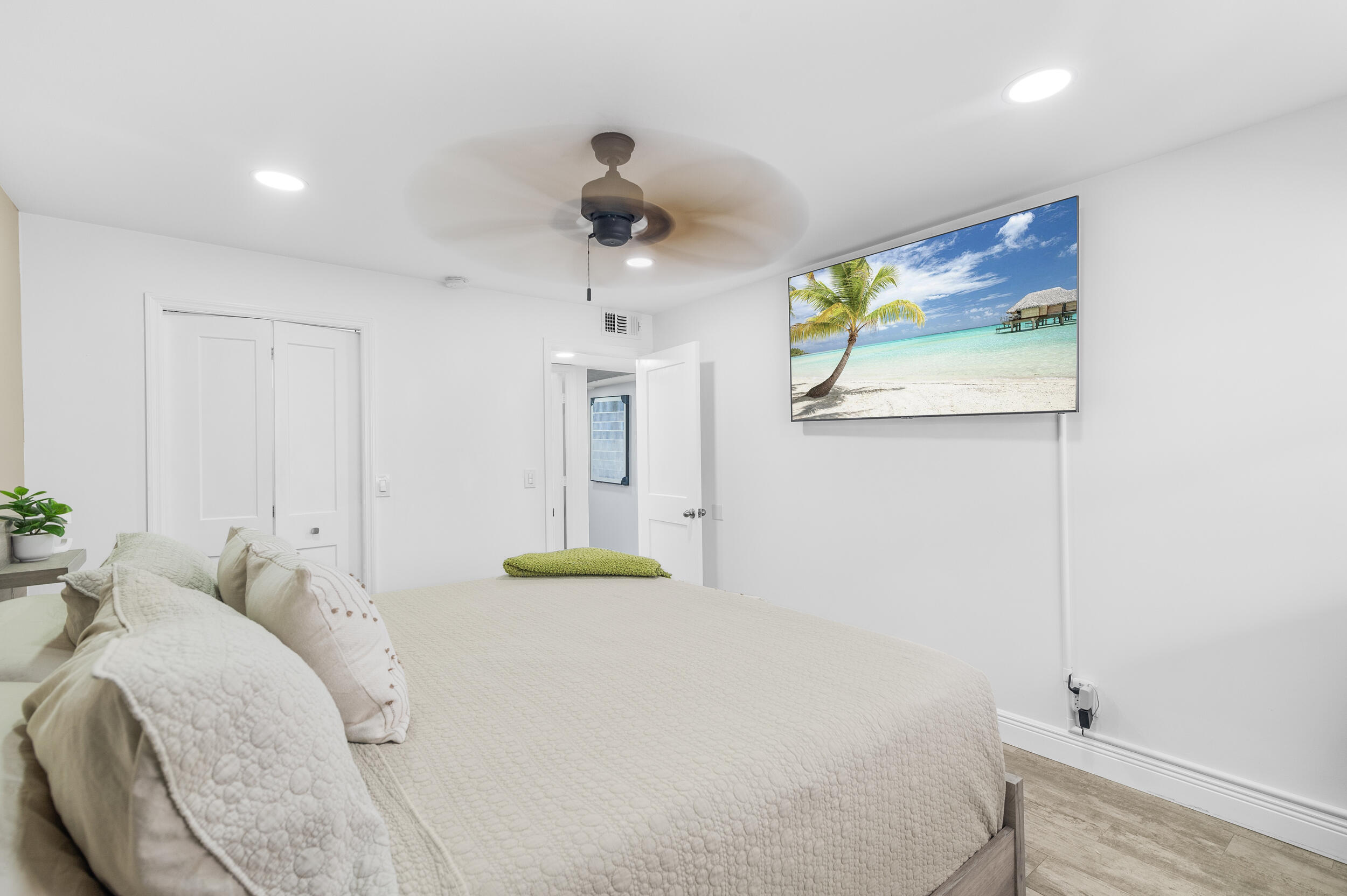 244 Monaco Way Delray Beach, FL 33446 - Photo 13 of 63 dsc_2561