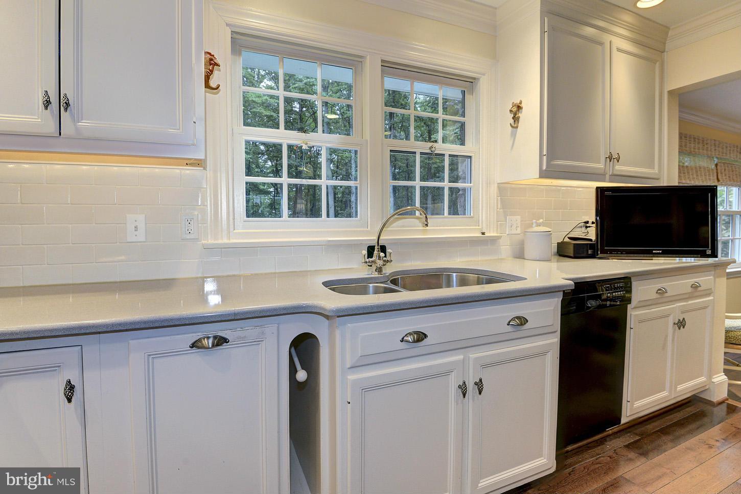 3492 Zulla Road The Plains, VA 20198 - Photo 11 of 26 Kitchen