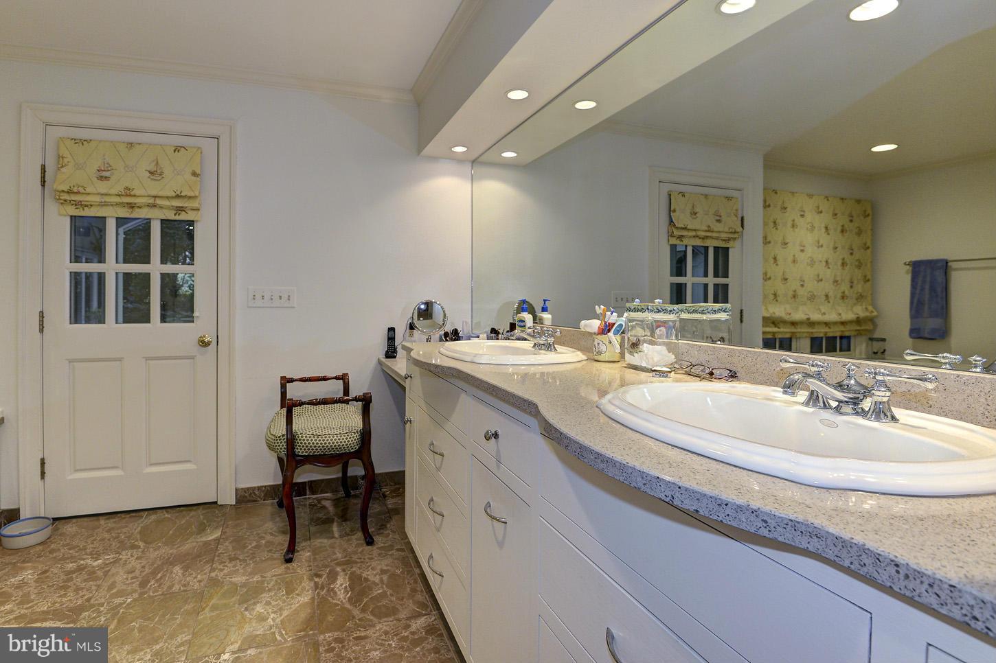 3492 Zulla Road The Plains, VA 20198 - Photo 15 of 26 Bath (Master)
