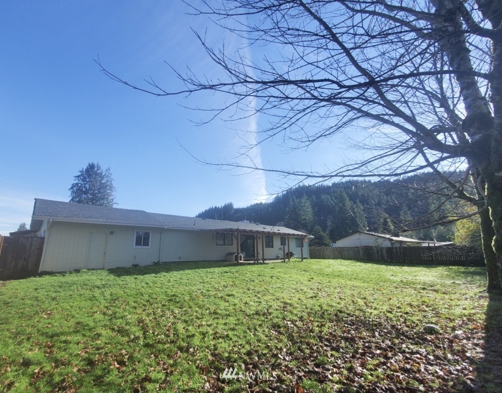 181 Elk Loop Drive Forks, WA 98331 - Photo 10 of 28 Gallery Image 10