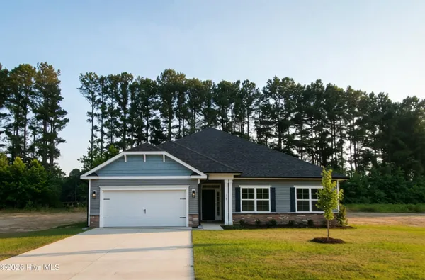 $369,850 | 318 Eastwood Drive, Wallace, NC 28466