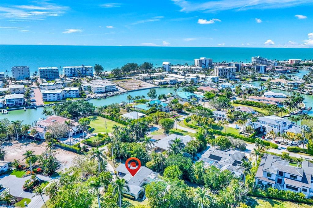 289 Springline Drive Naples, FL 34102 - Photo 7 of 9