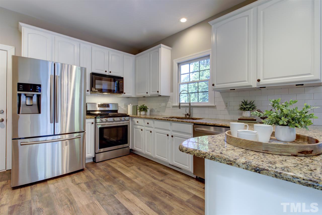 7921 Mayapple Place Raleigh, NC 27613 - Photo 5 of 17