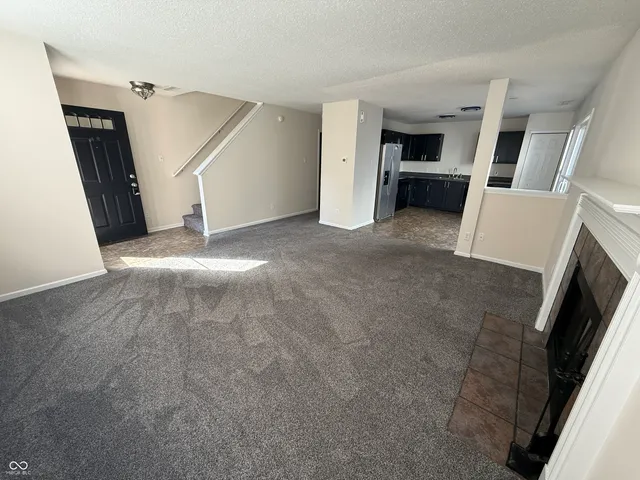 $2,000 | 12710 Courage Crossing, Fishers, IN 46037