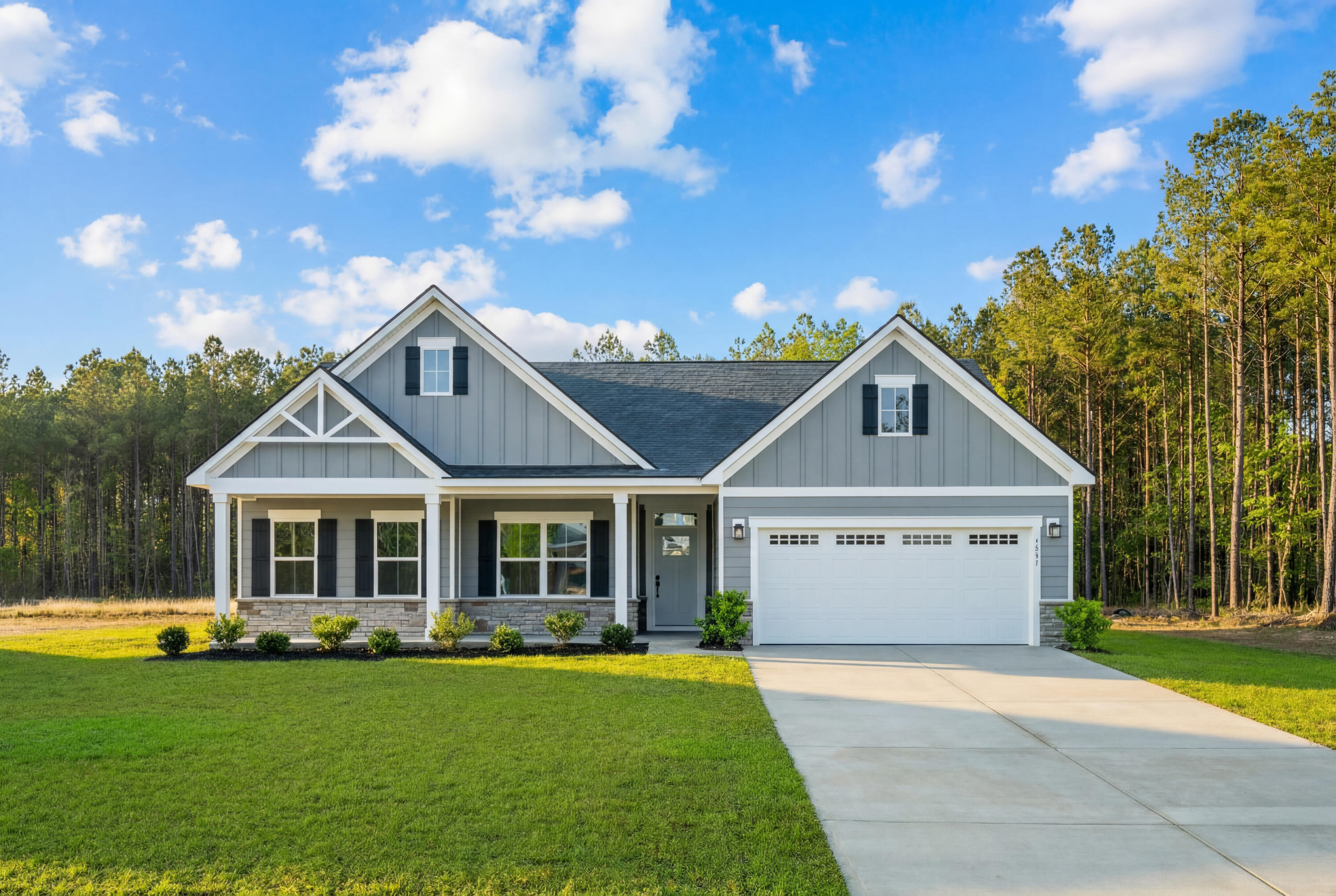 1051 Thinleaf Avenue Ridgeville, SC 29472 - Photo 1 of 34 1051ThinleafAve-KeenEyeMarketing-001