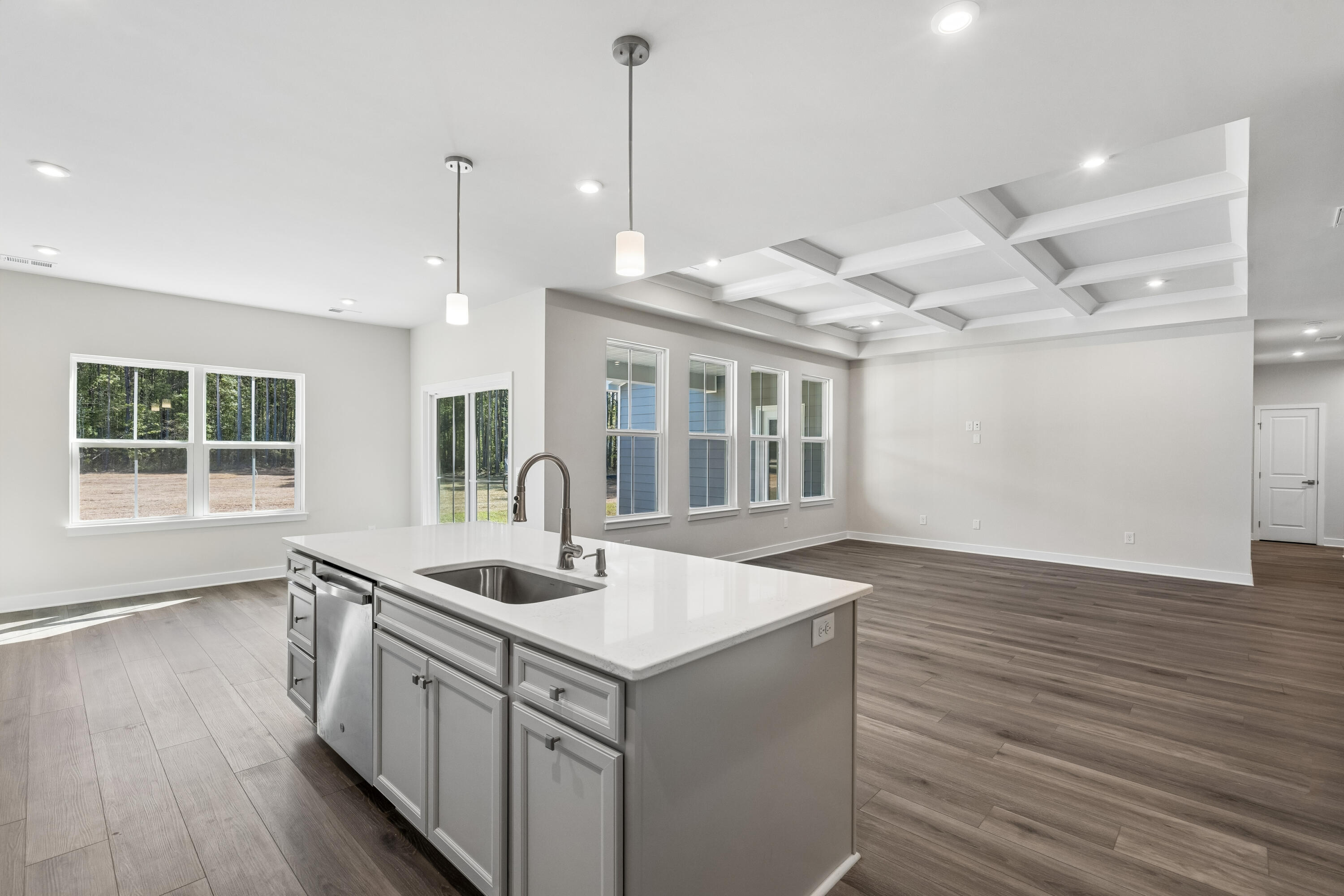 1051 Thinleaf Avenue Ridgeville, SC 29472 - Photo 15 of 34 1051ThinleafAve-KeenEyeMarketing-022