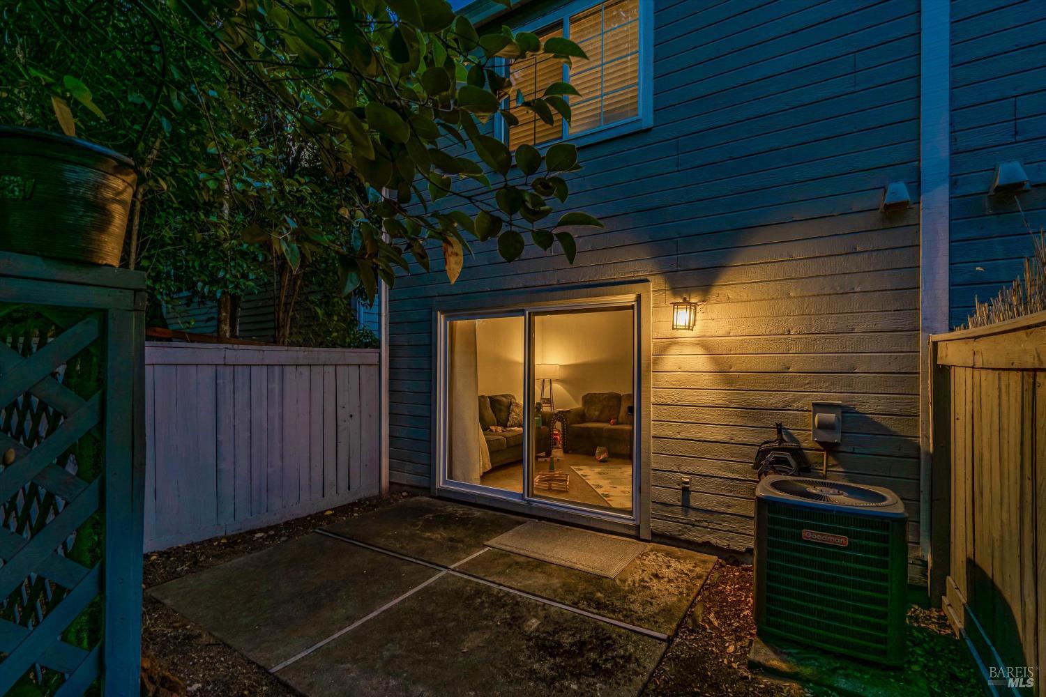 1506 Townview Avenue Santa Rosa, CA 95405 - Photo 3 of 47