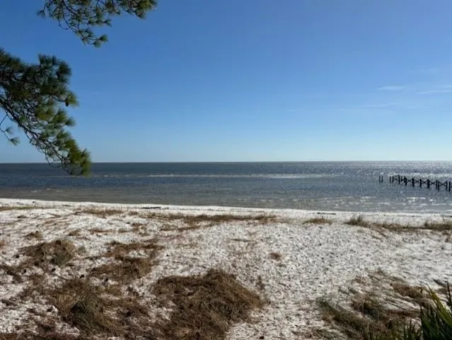 $72,000 | 102 Fishhook Way, Sopchoppy, FL 32358