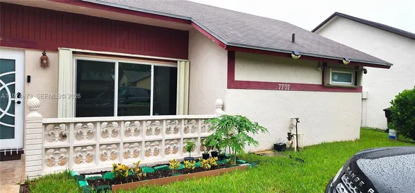 $3,150 | 7707 Southwest 8th Street, North Lauderdale, FL 33068