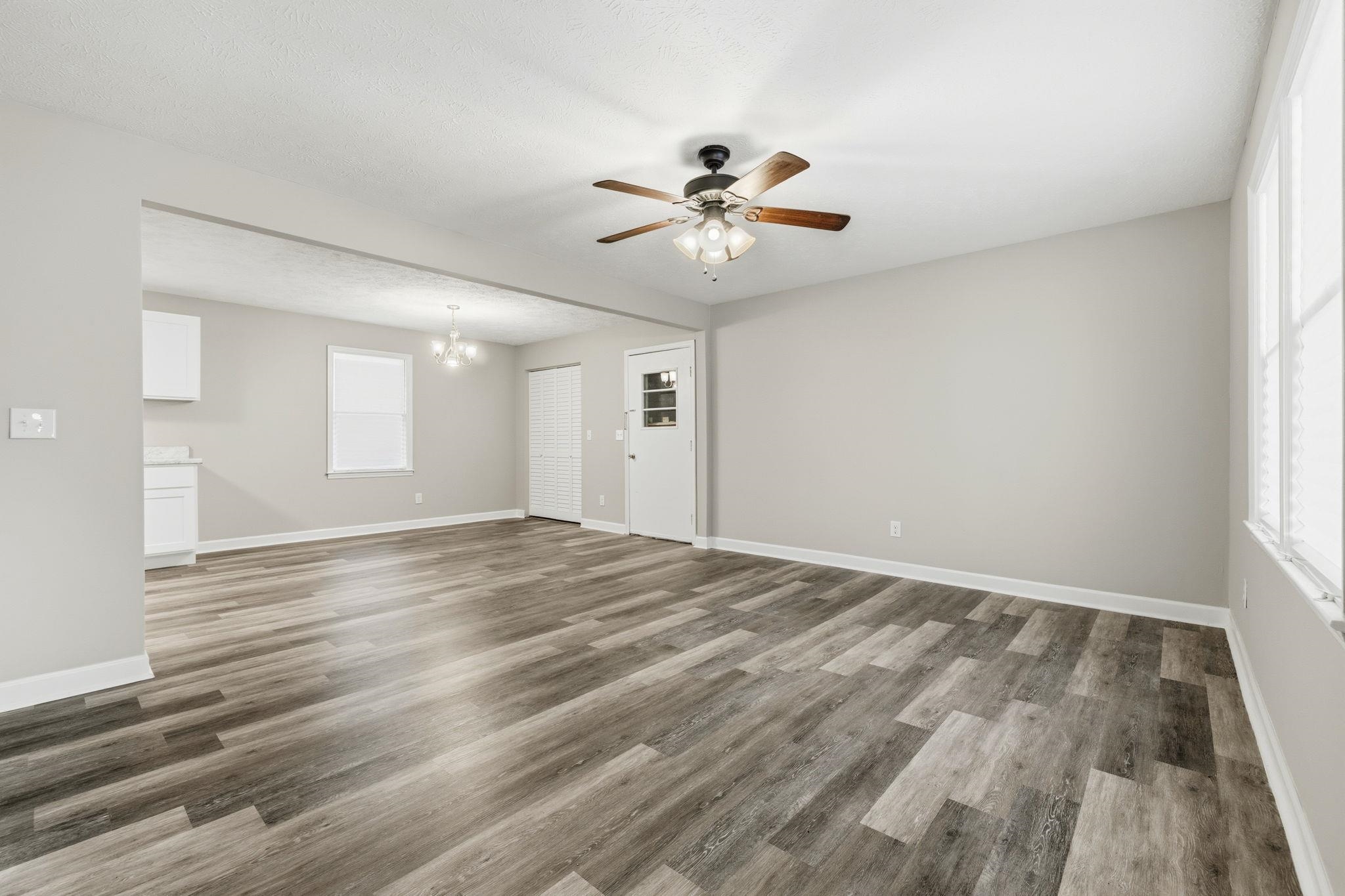 902 Forest Loop Road Conway, SC 29527 - Photo 5 of 36 Gallery Image 5