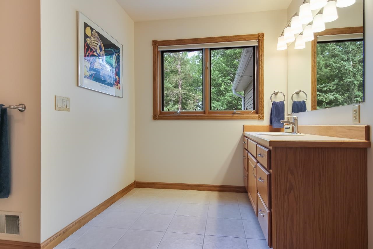 5886 Rennie View Traverse City, MI 49696 - Photo 15 of 41 1901557-14.JPG