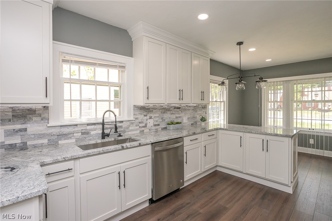1687 South Green Road Cleveland, OH 44121 - Photo 14 of 31