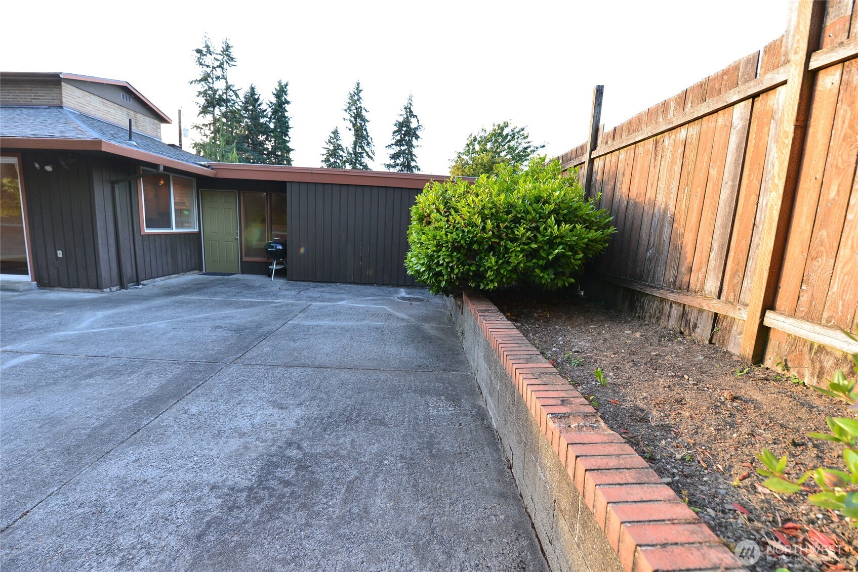 2228 Merchant Way Everett, WA 98208 - Photo 22 of 24