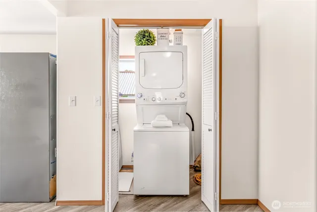 a view of a deck with a backyard