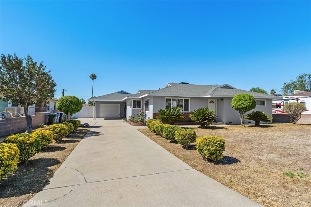 417 East Cornell Drive Rialto, CA 92376 - Photo 5 of 40