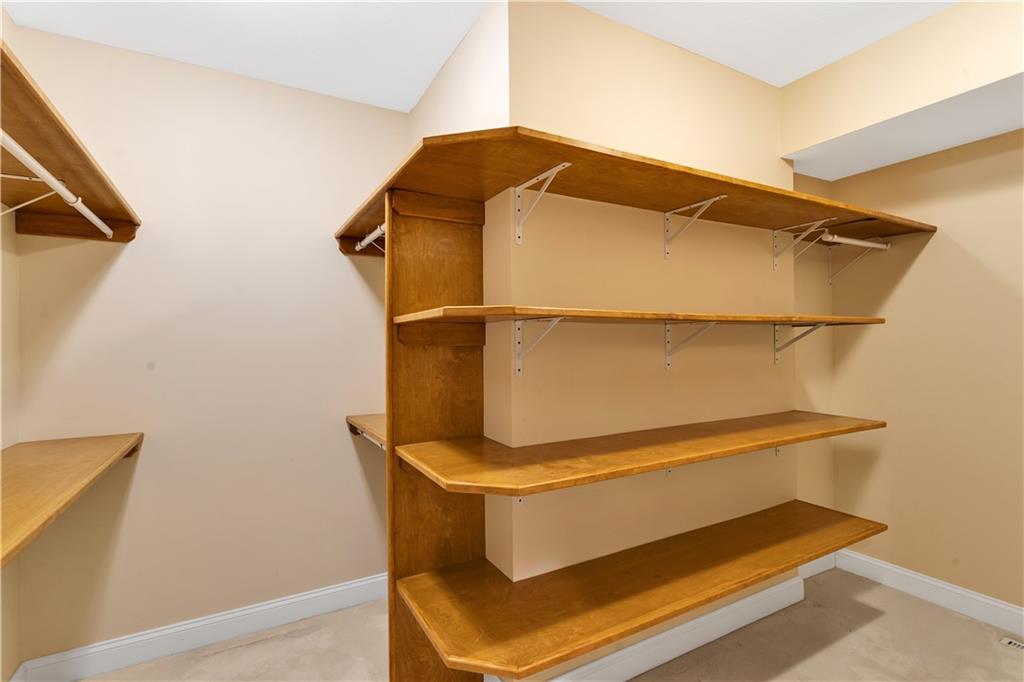 3553 Wiestertown Road Murrysville, PA 15632 - Photo 22 of 44 Walk-in