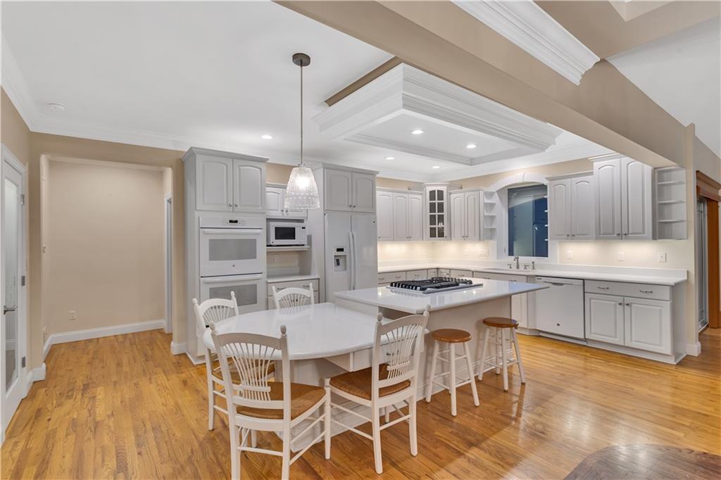 3553 Wiestertown Road Murrysville, PA 15632 - Photo 10 of 44 Quartz Counters, Soft Close Cabinets