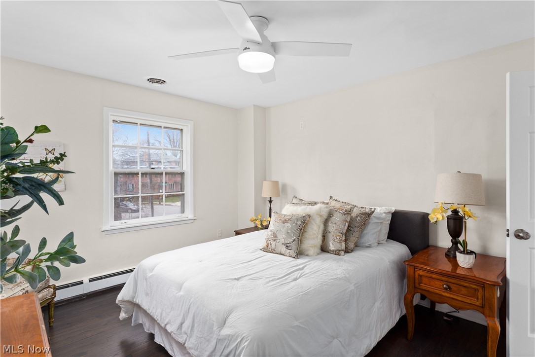 12854 Cedar Road Cleveland, OH 44118 - Photo 13 of 30 Gallery Image 13